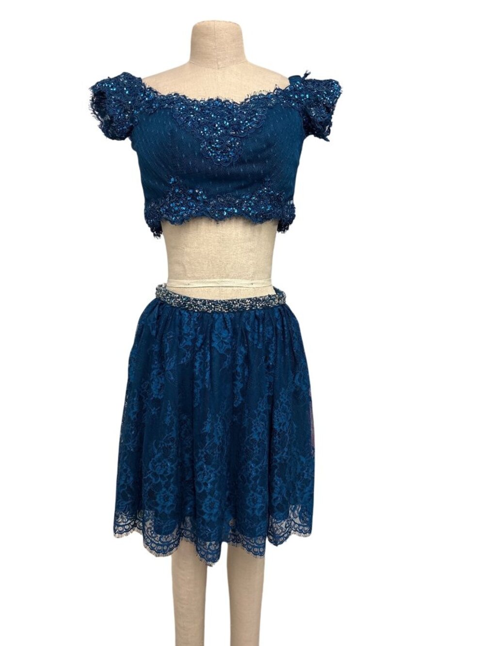Hannah S Teal Two-Piece Lace Sequin Dress Size 6 Formal Off-Shoulder Crop Top Sk